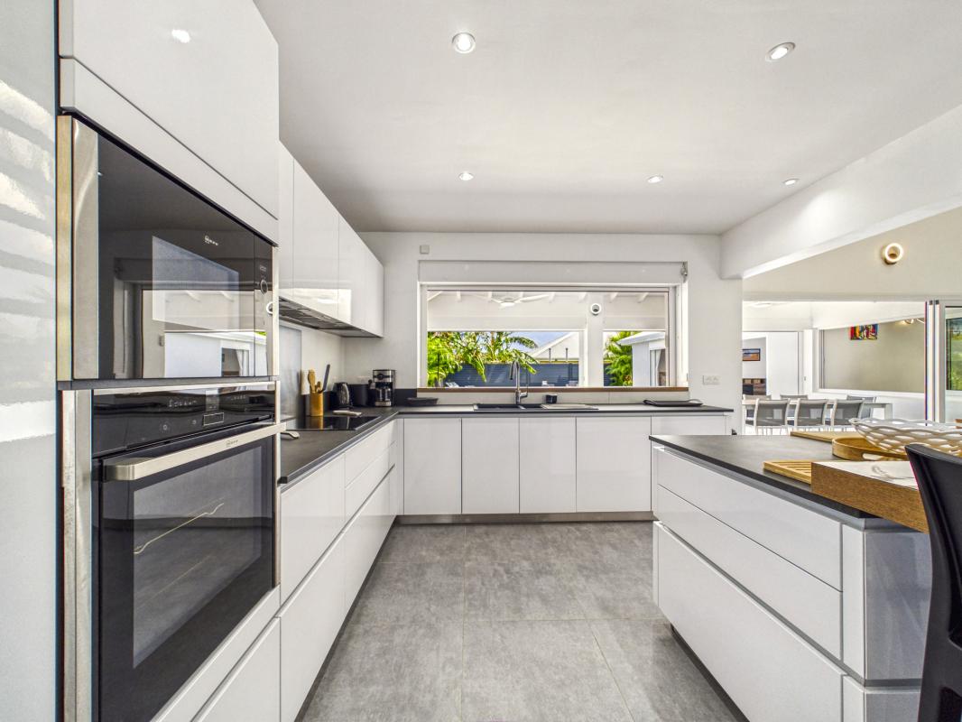 21.Location villa piscine Saint François Guadeloupe_Cuisine